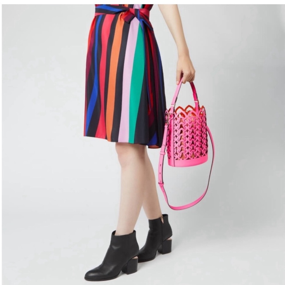 NWT Kate Spade Dorie small bucket bag in Hibiscus Tea - Picture 4 of 14